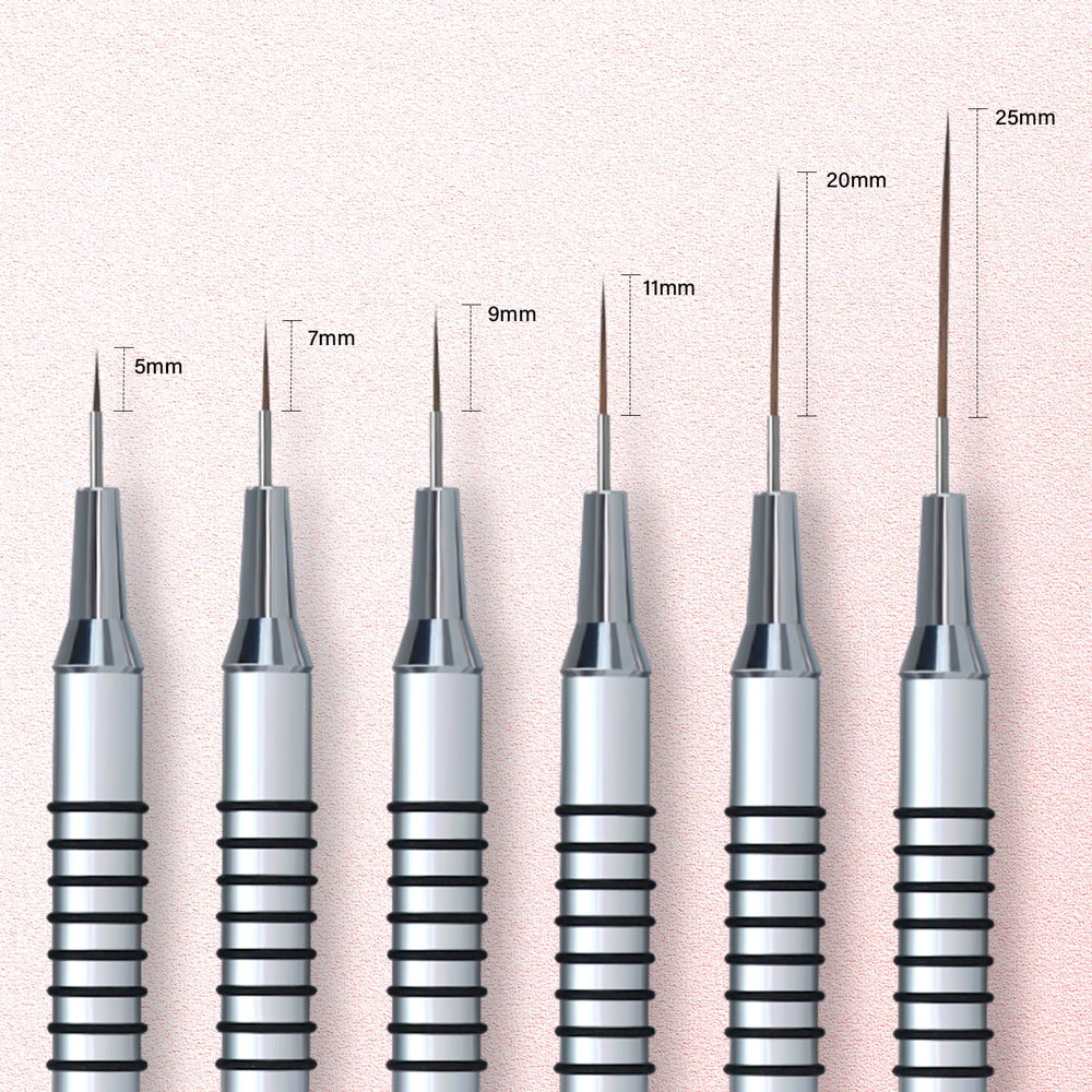 Komall 25mm brush for bold accents and coverage