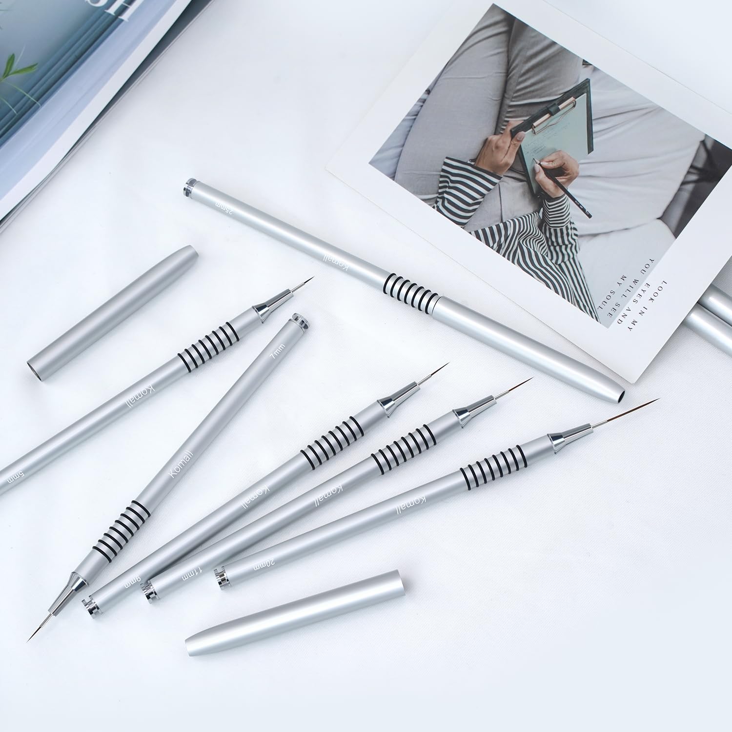 Komall brush set close-up shows premium nylon fibers