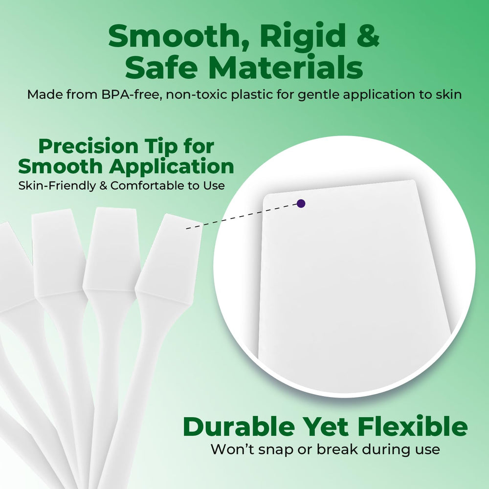 Kopperko mini spatula applying facial mask with smooth motion and controlled coverage.