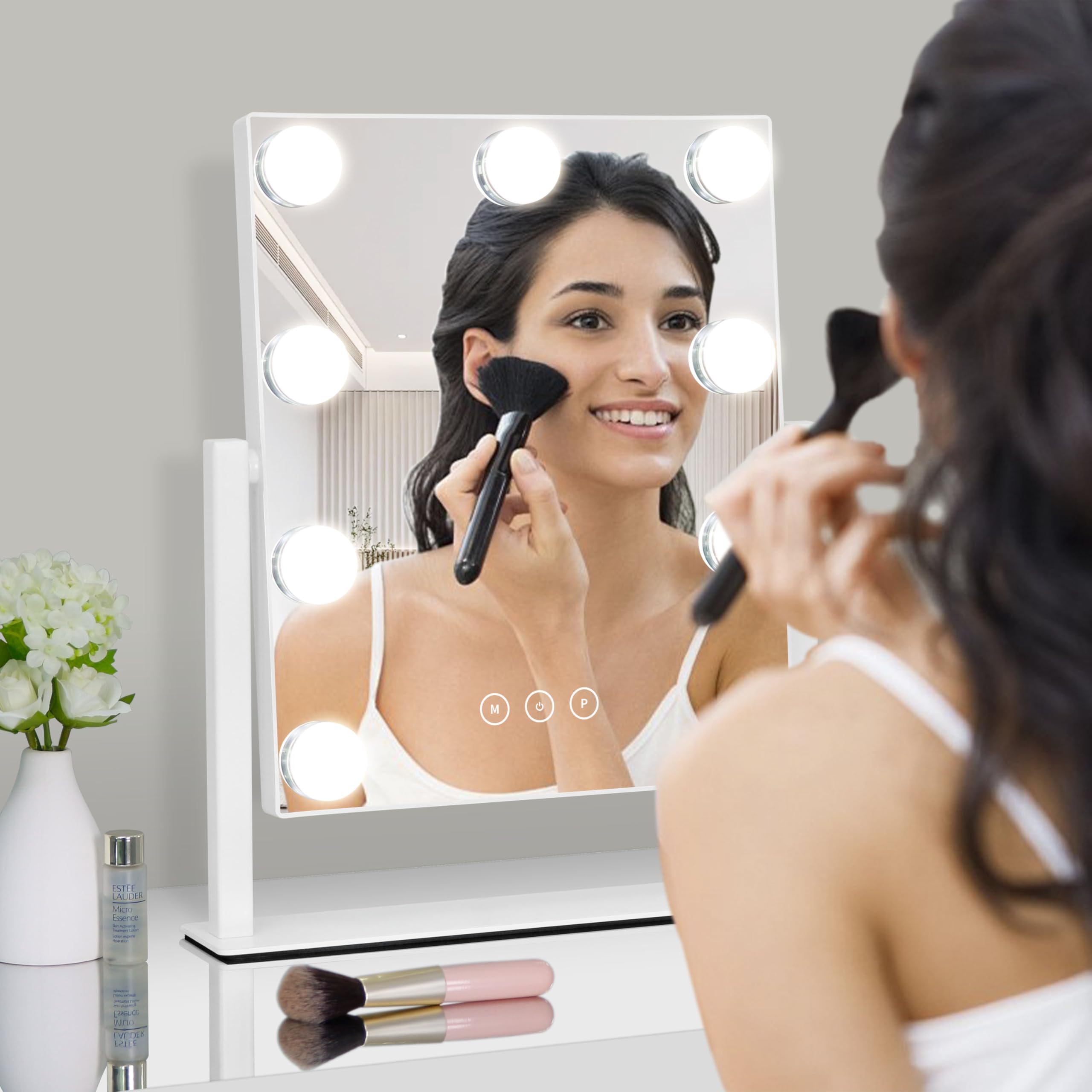 Kotdning lighting modes adapt to day or night makeup needs.