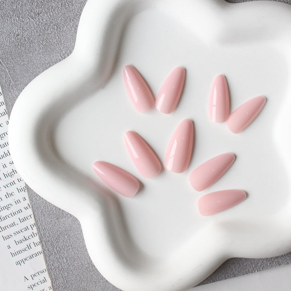 Detail of UV coating on KQueenest dusty pink press-on nails