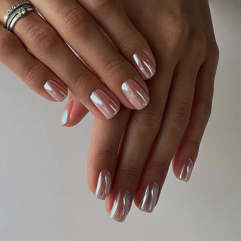 KQueenest mirror-gloss short nails for durable wear during busy weeks