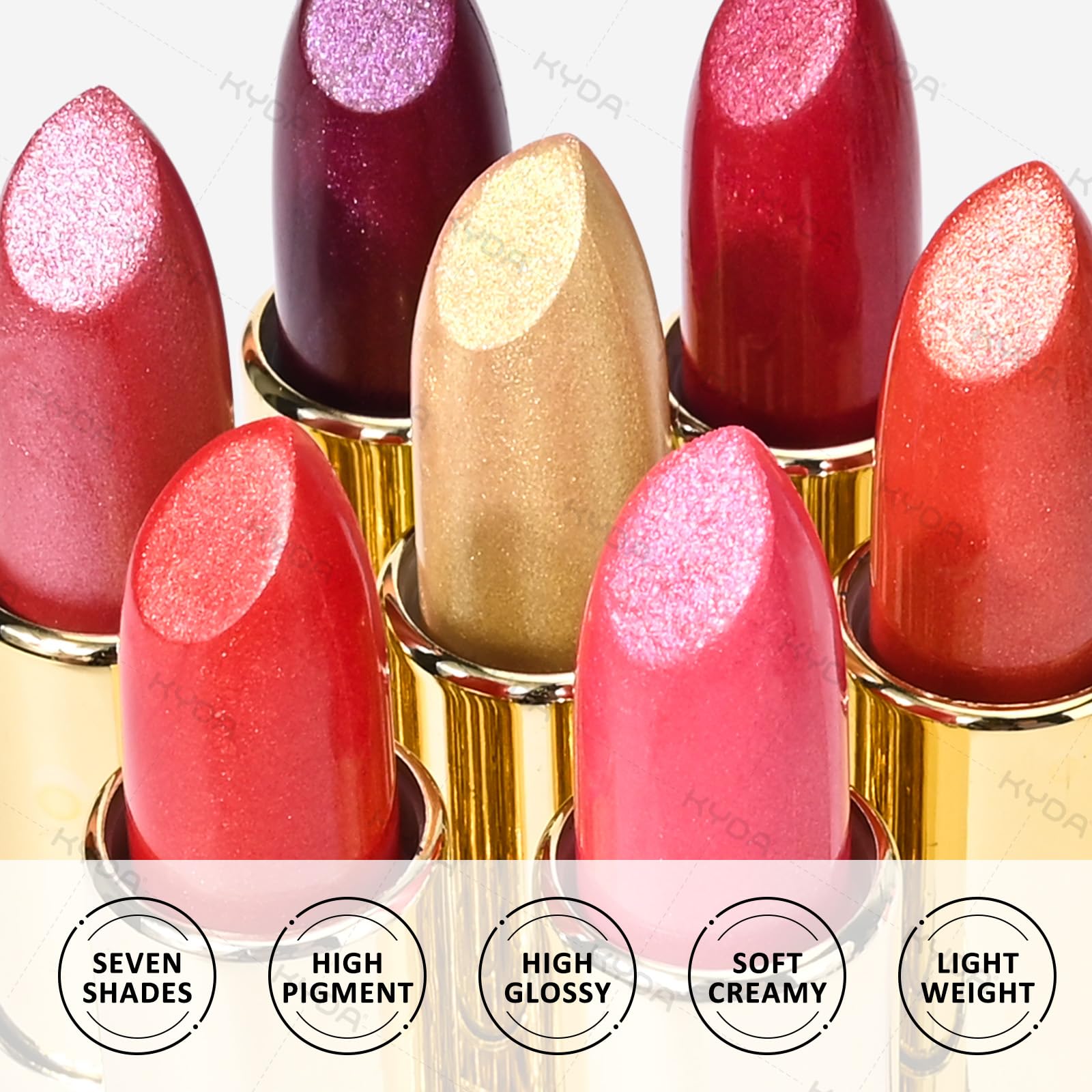 KYDA labial naranja, acabado brillante que realza volumen y luminosidad.