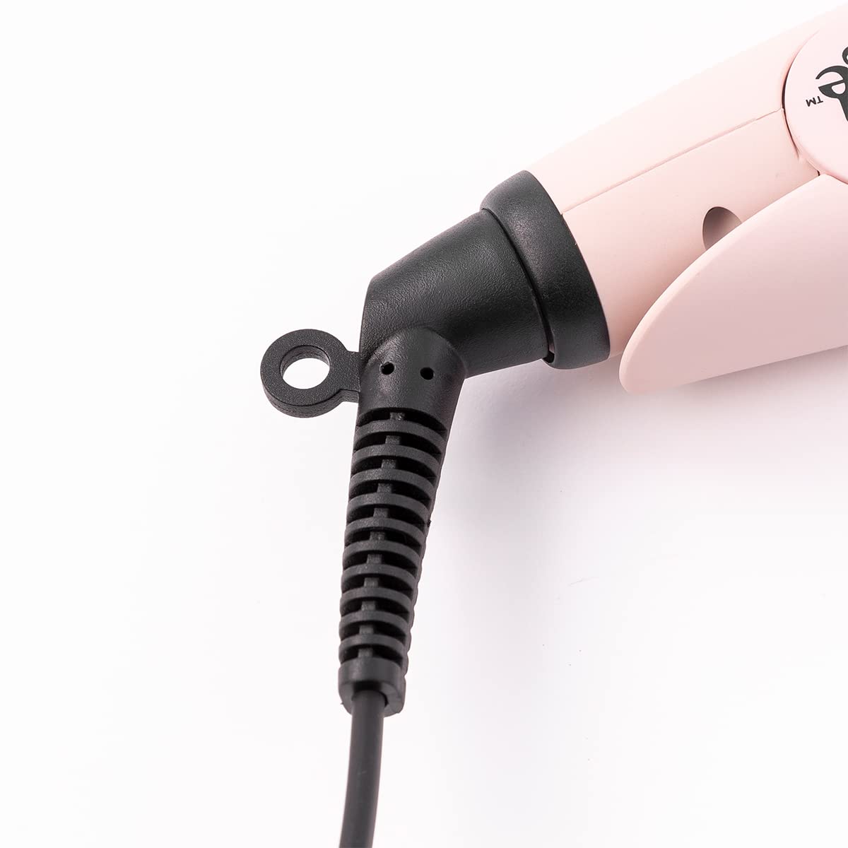Soft-touch ergonomic handle provides comfortable, steady grip during styling.