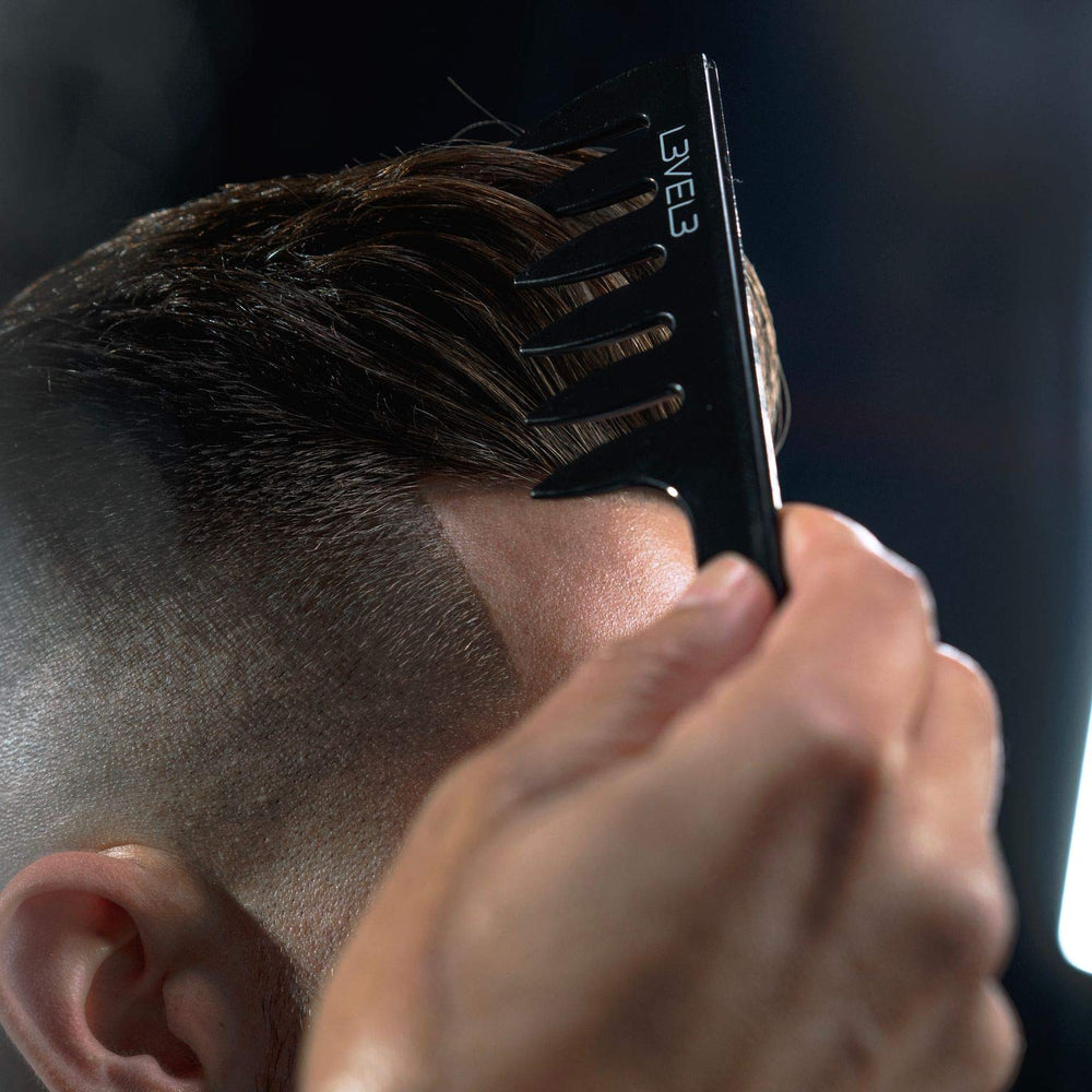 L3 Styling Comb Set rounded tips glide smoothly and protect the scalp.