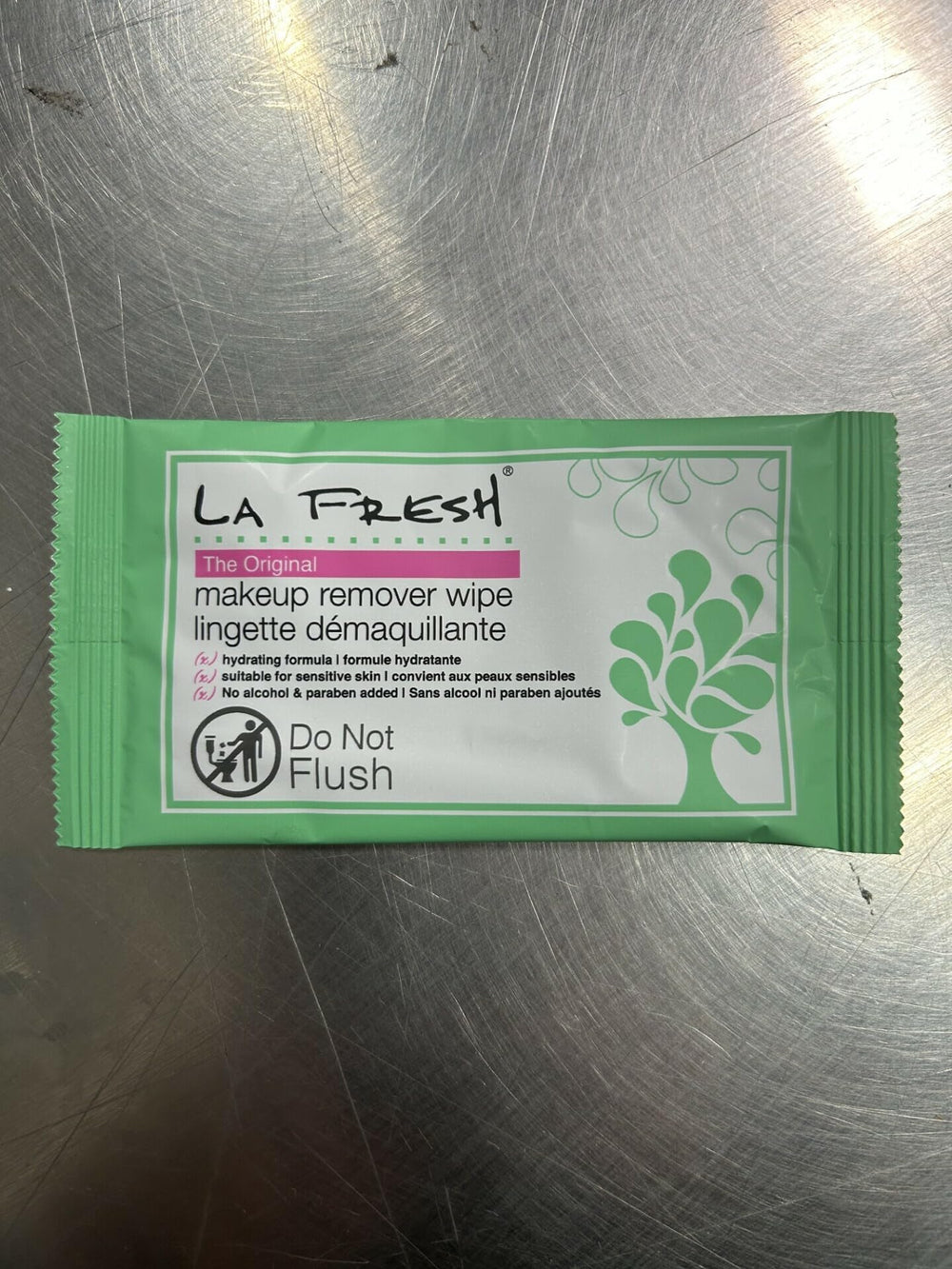 La Fresh single-use sealed makeup remover wipes for easy, mess-free cleansing on the go.