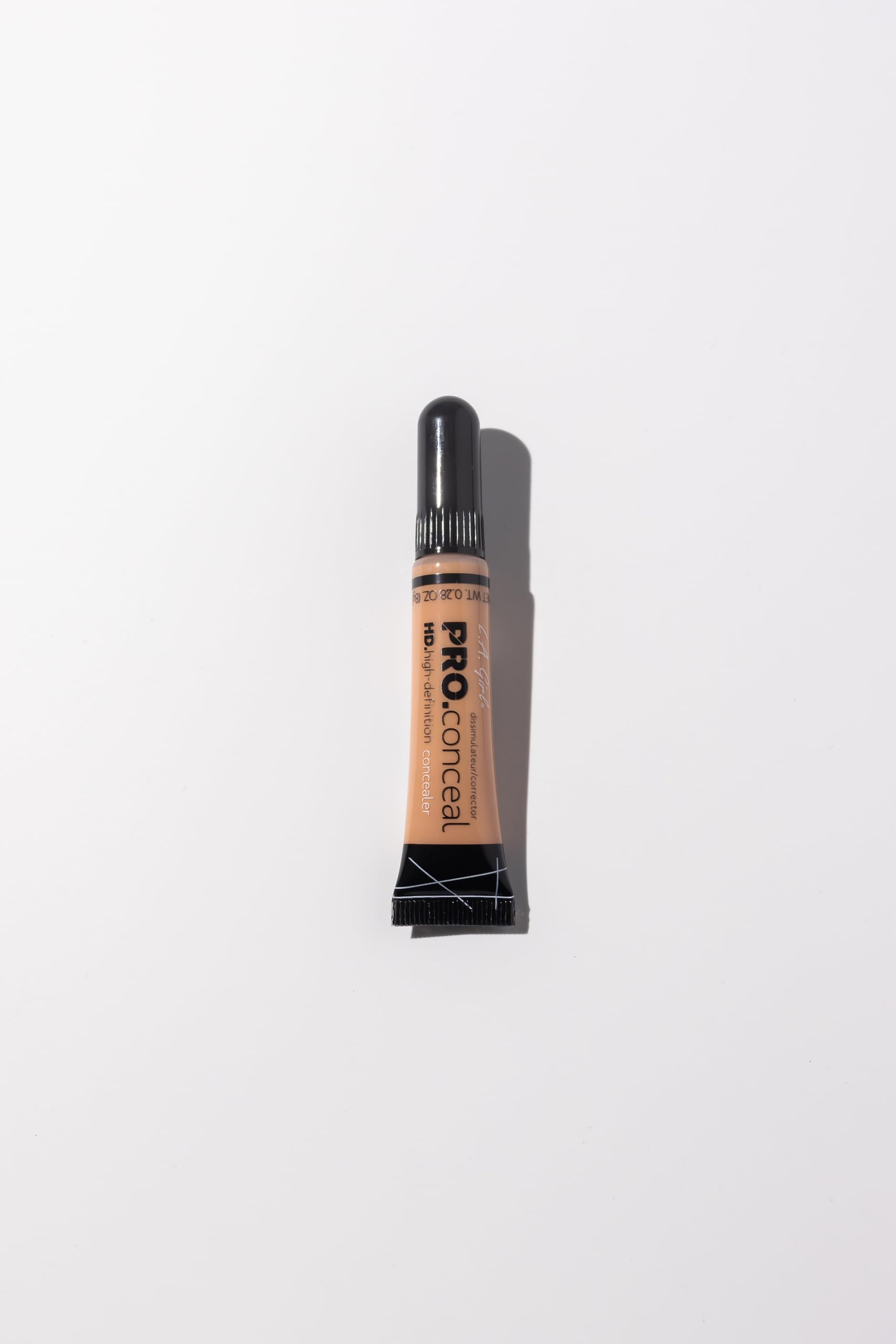 L.A. Girl Pro Conceal Natural contour and highlight demonstrates dimension