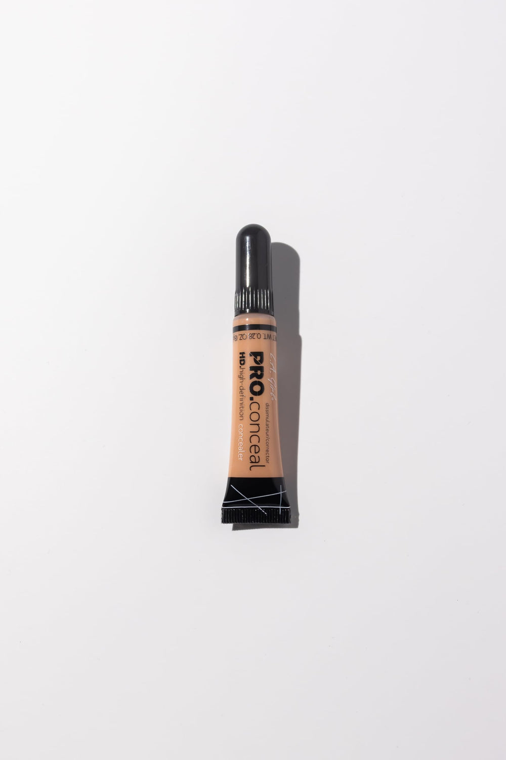 L.A. Girl Pro Conceal Natural contour and highlight demonstrates dimension