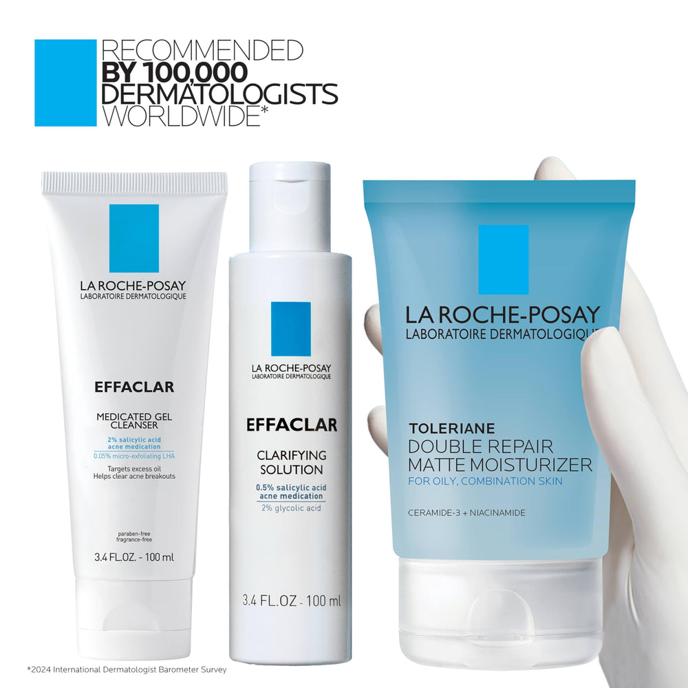 La Roche-Posay Effaclar toner pad applying to skin for refined pores