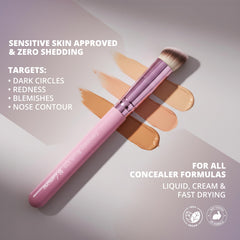 Lamora mini angled flat top kabuki for smooth foundation blending