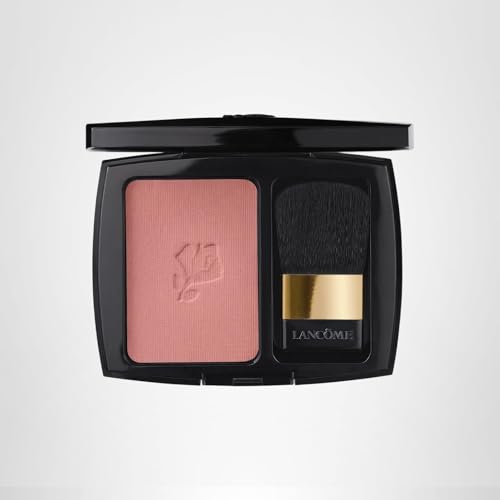 Lancôme Blush Subtil Rose Fresque swatch on cheek for natural flush.