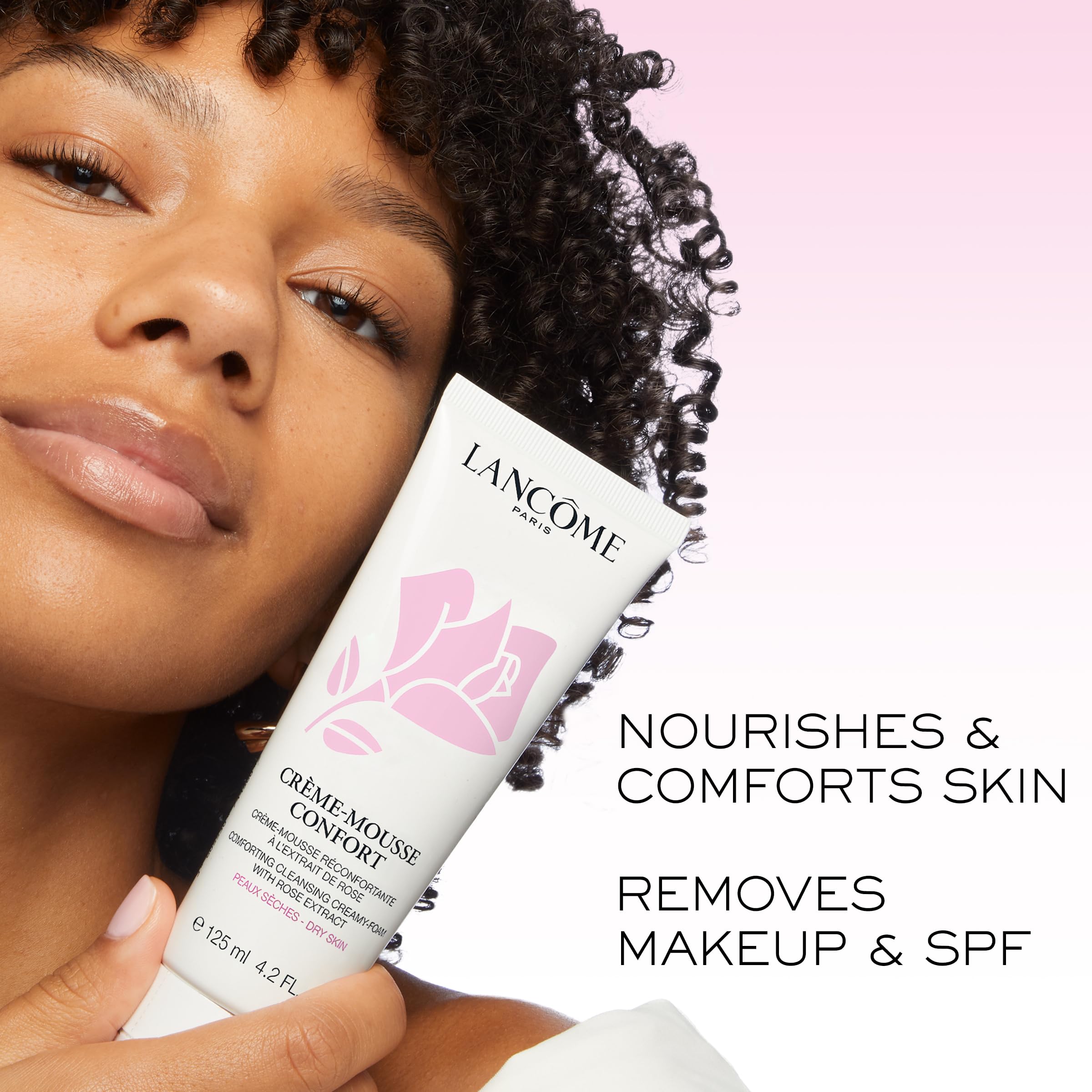 Lancôme Crème Mousse Confort removing makeup with gentle cleanse