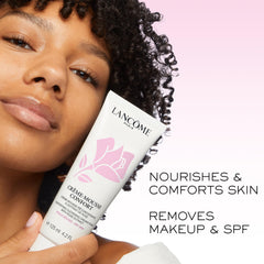 Lancôme Crème Mousse Confort removing makeup with gentle cleanse
