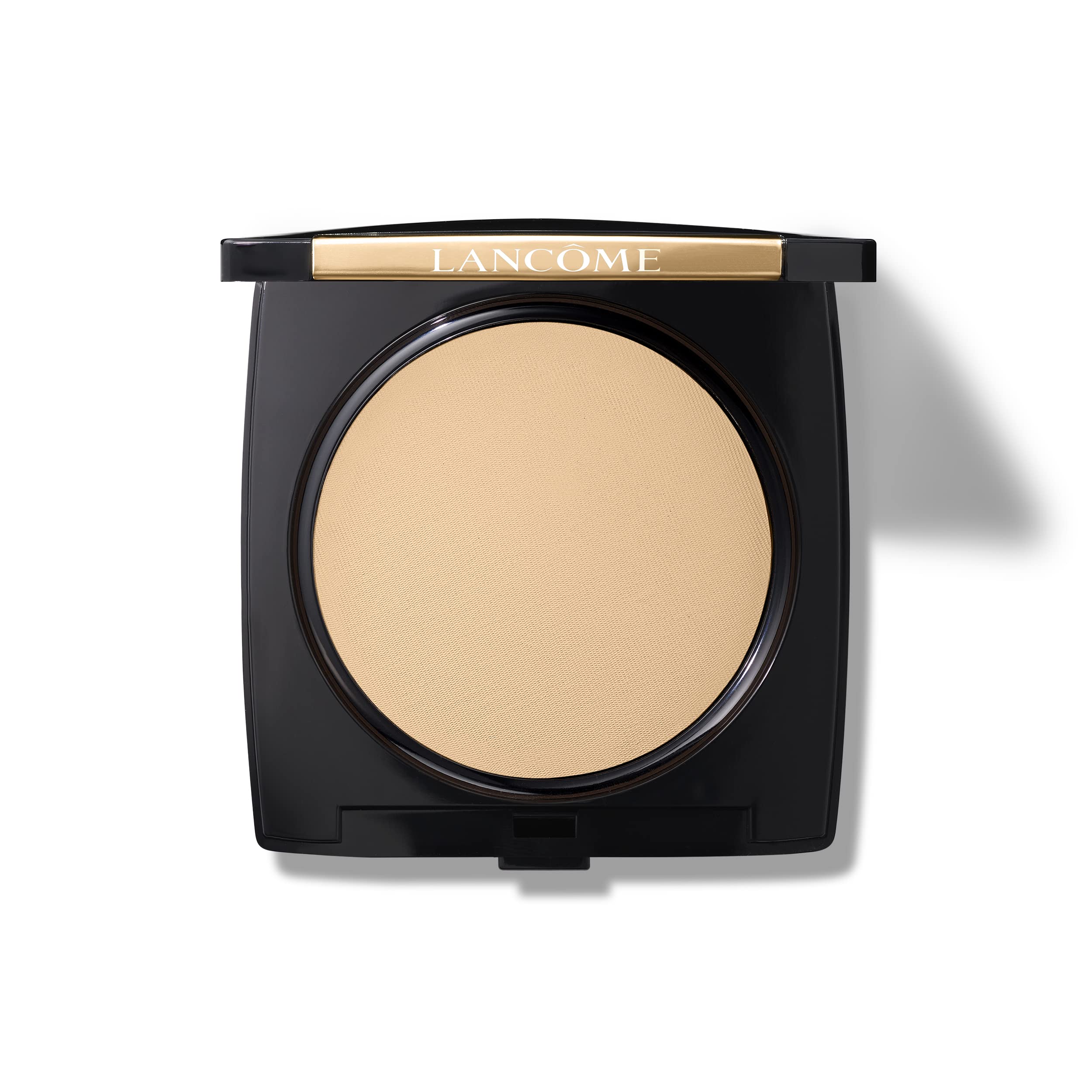 Lancôme Dual Finish compact closed, reveals a natural matte finish that lasts.