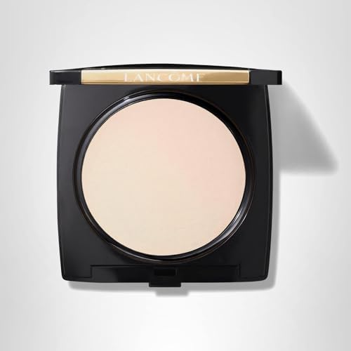 Lancôme Dual Finish compact usage with brush for even coverage