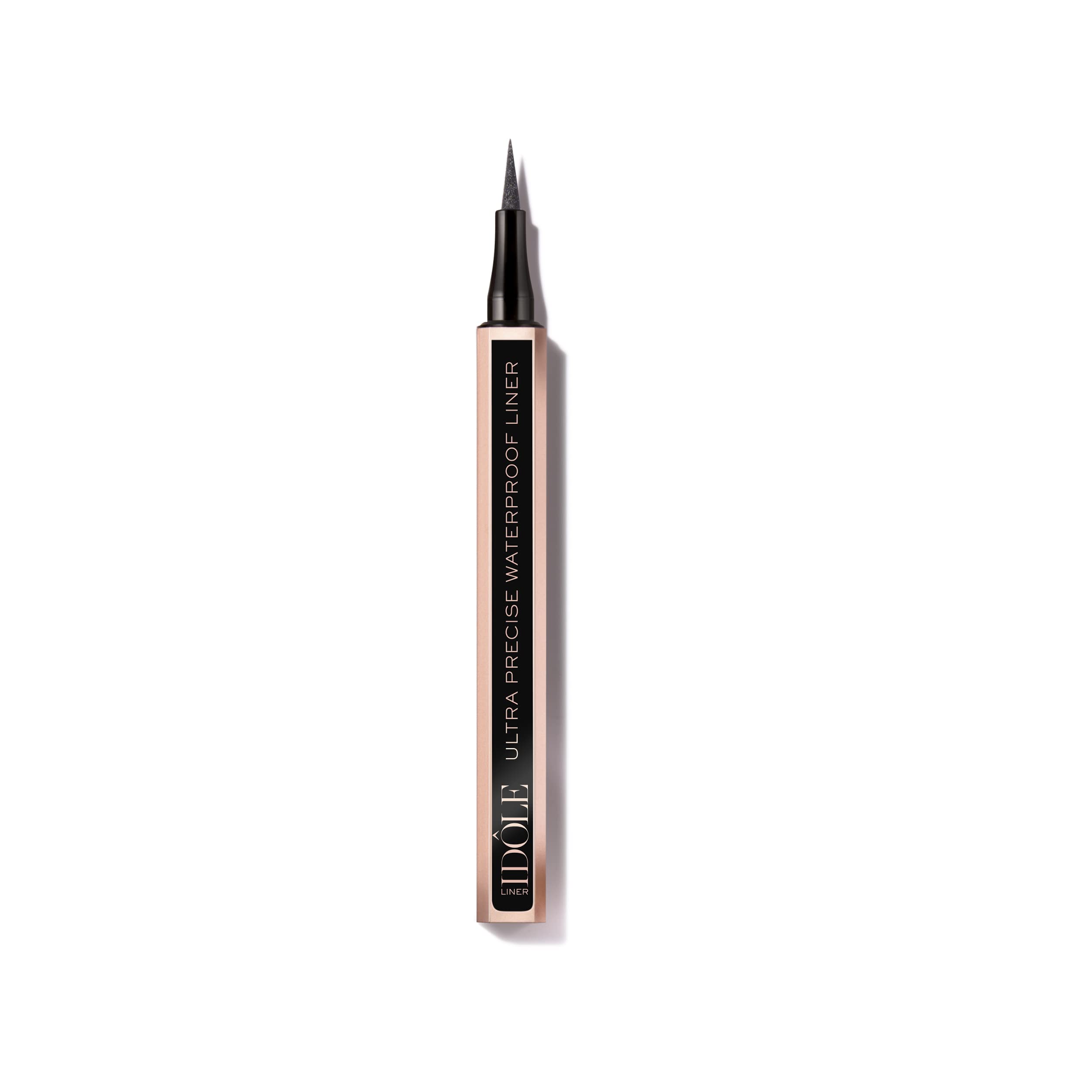 Lancôme Idôle Liner precision tip enables a clean one-stroke lash-line look for defined eyes.