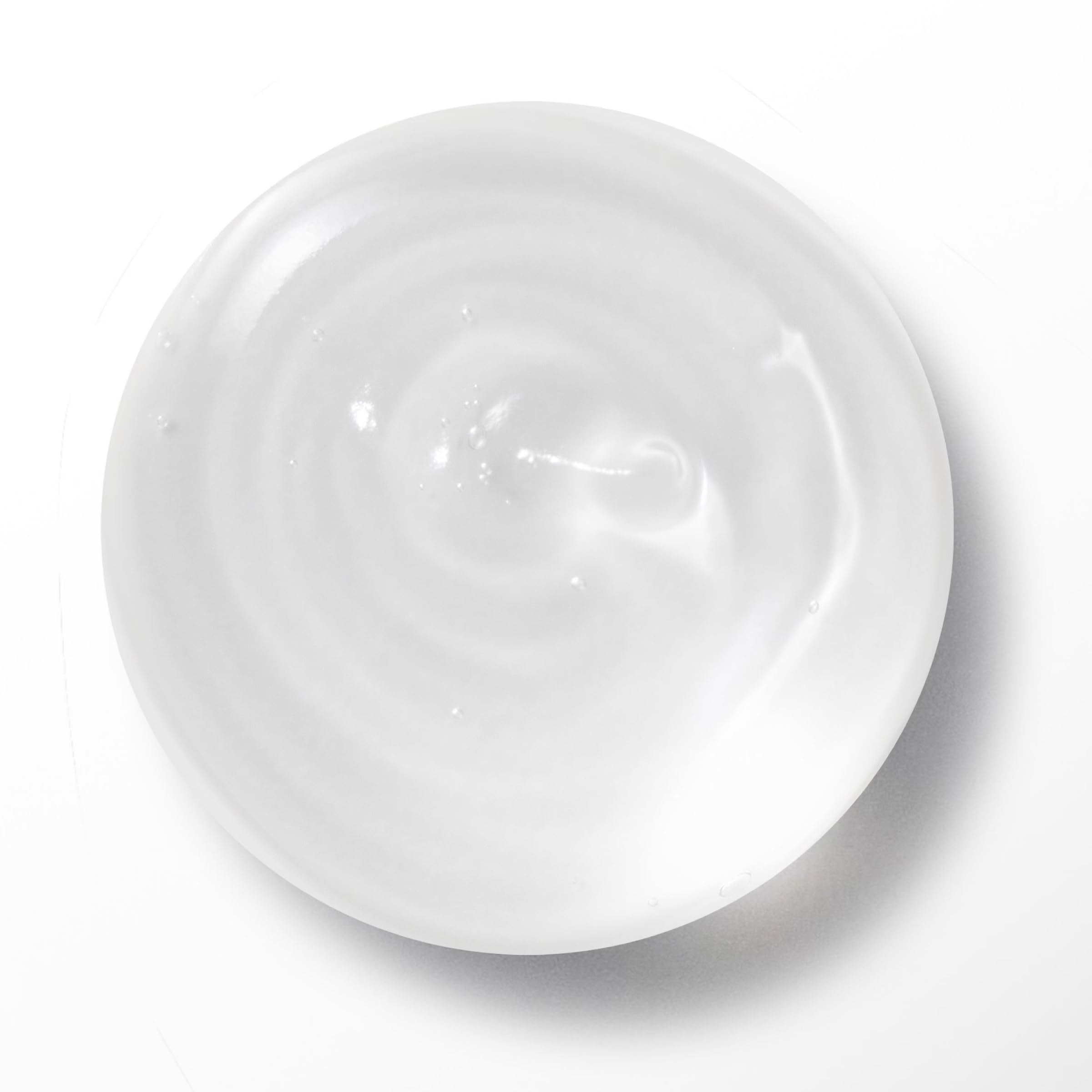 Lancôme La Base Pro oil-free finish demonstrates shine control on skin