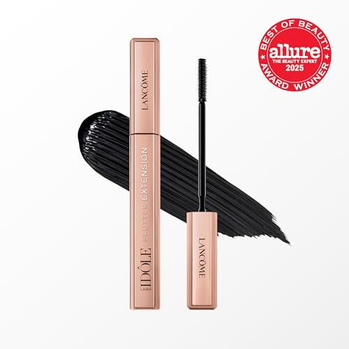 Lancôme Lash Idôle wand precision application demonstrates smooth, clump-free coating.