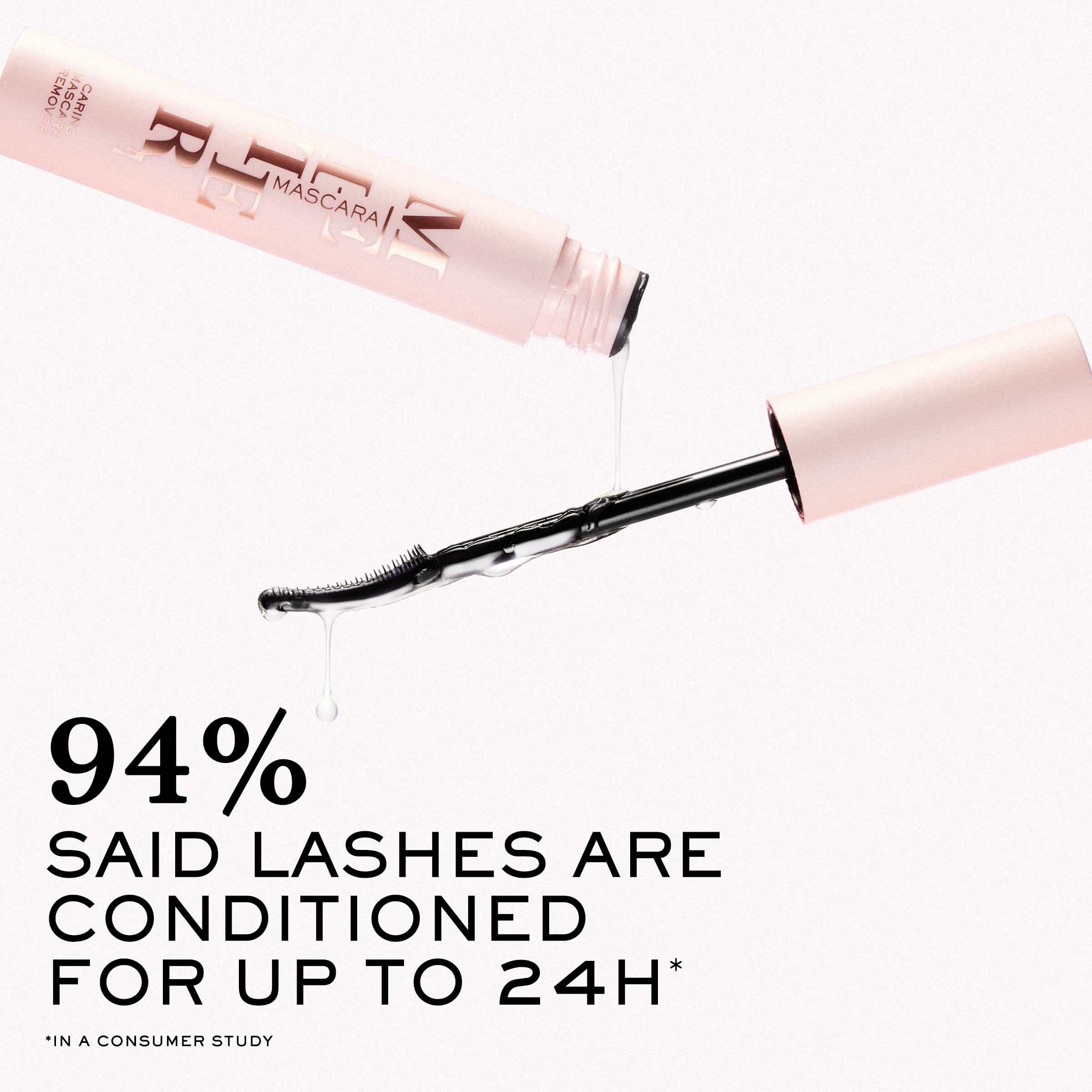Lancôme Mascara Melter removal swipe demonstrates minimal rubbing for lashes.