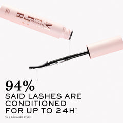 Lancôme Mascara Melter removal swipe demonstrates minimal rubbing for lashes.