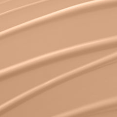 Lancôme Renergie Lift foundation skin swatch revealing radiant medium coverage.