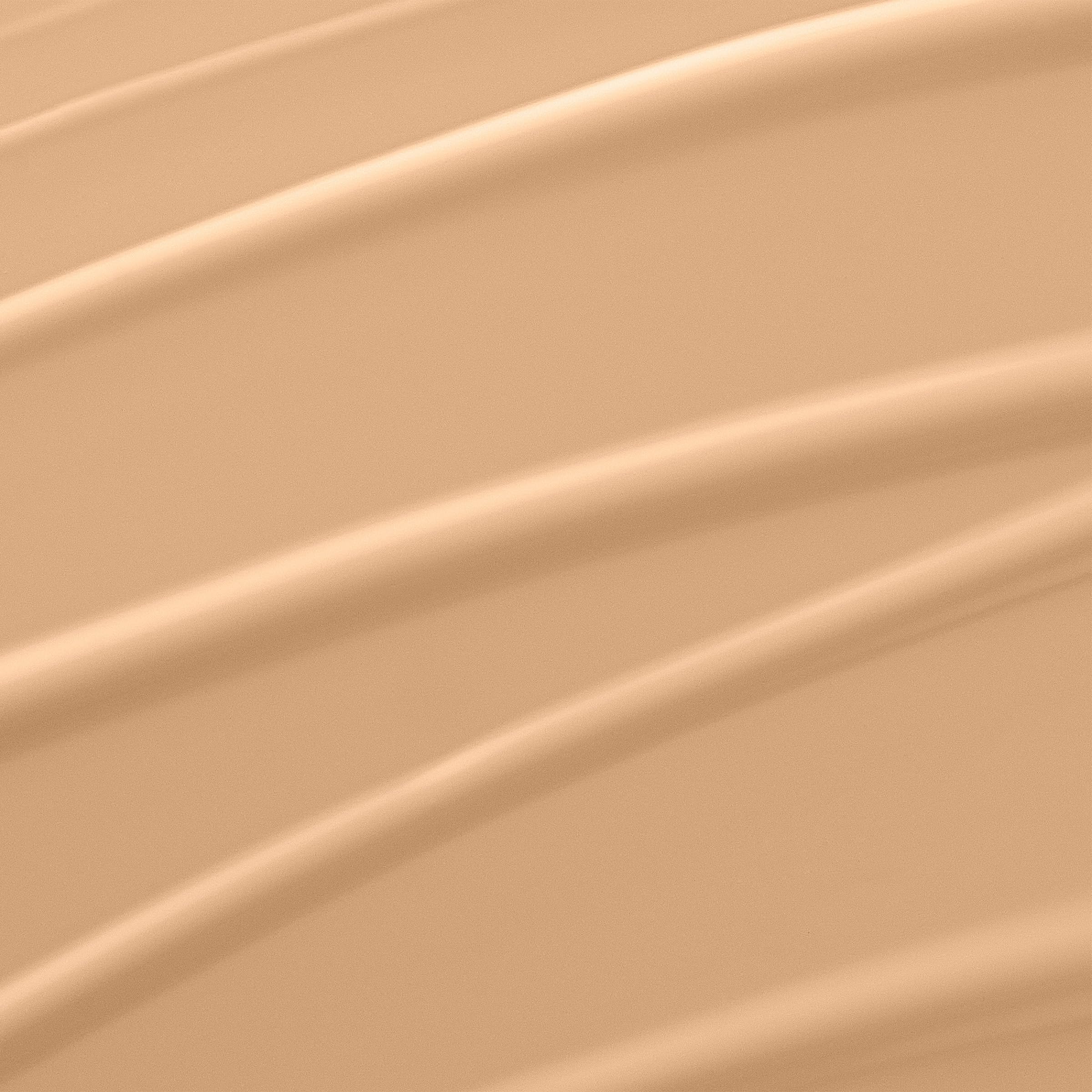 Lancôme Renergie Lift Foundation texture swatch showing smooth, even coverage.