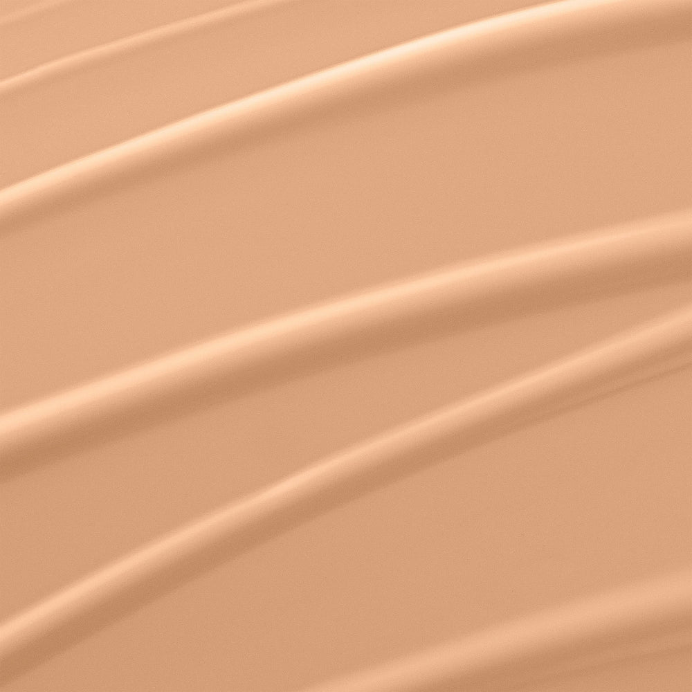 Lancôme Renergie Lift Makeup texture-on-skin shows smooth, even complexion.