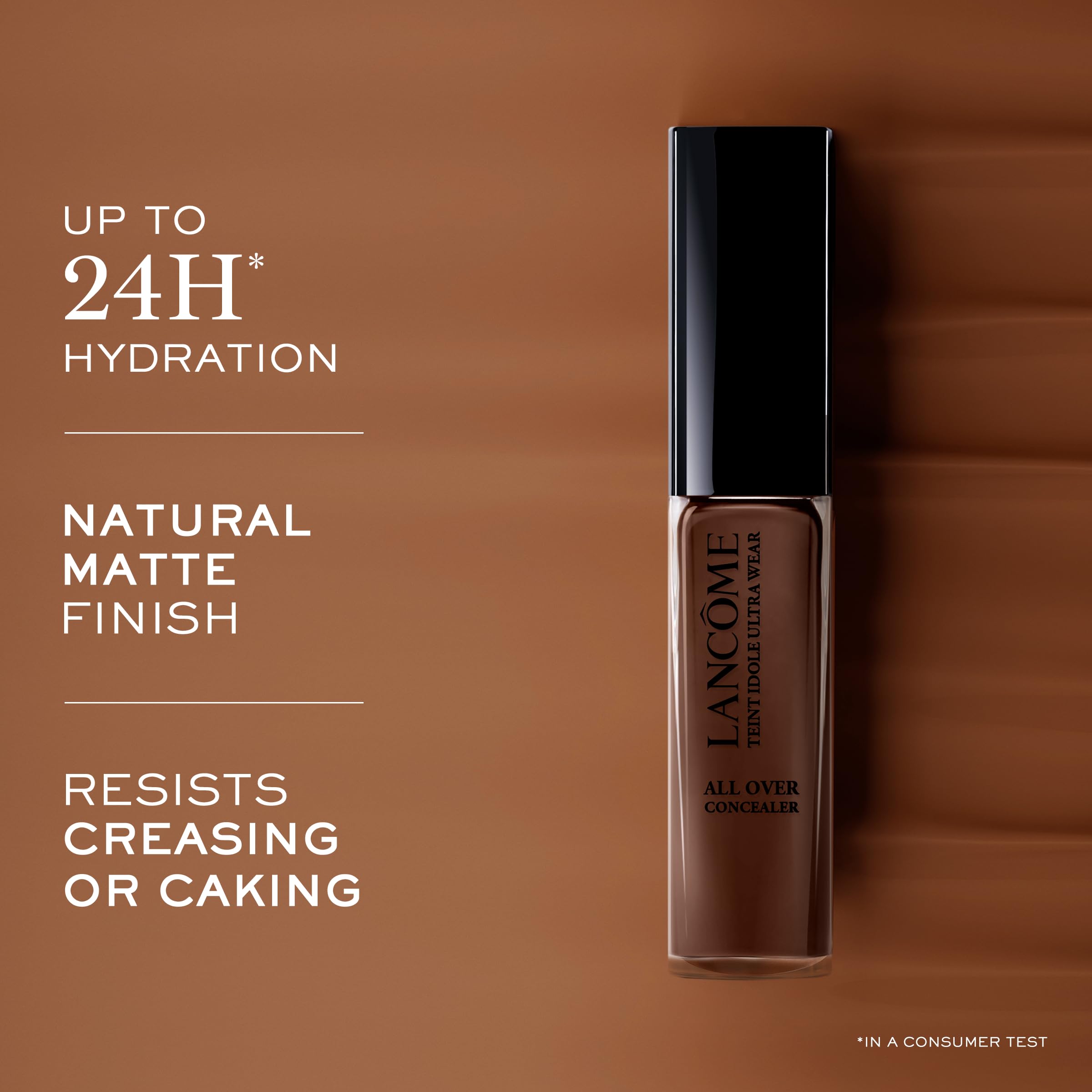 Lancôme Teint Idole Ultra Wear concealer near-eye area brightens dark circles.