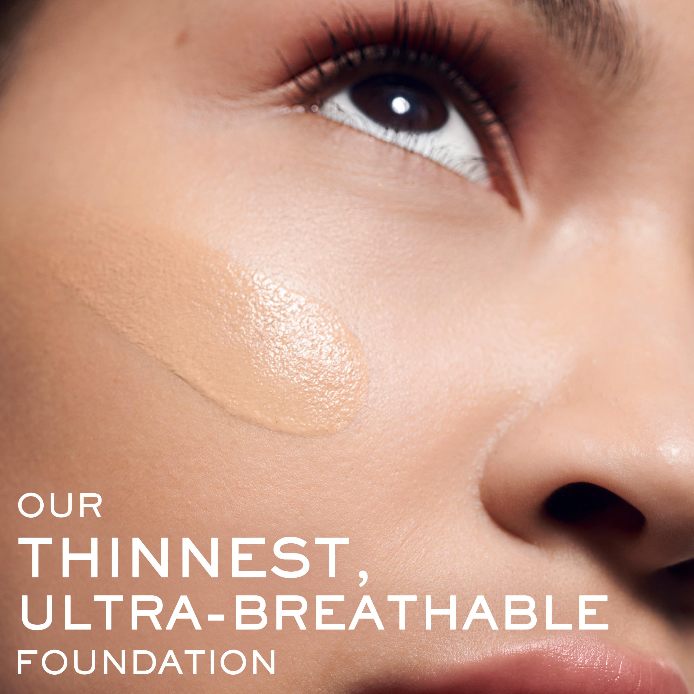 Lancome Teint Idole Ultra Wear hydration features hyaluronic acid and vitamin E.