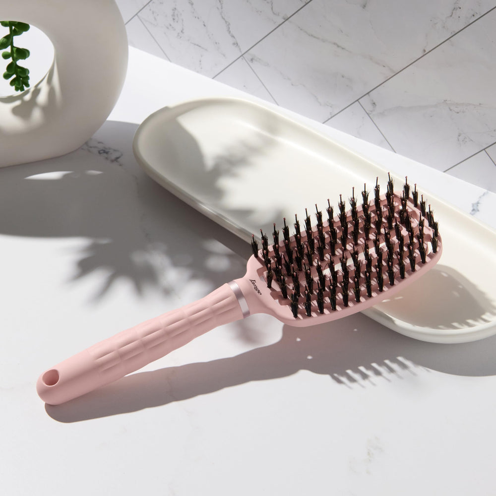 L'ANGE HAIR vented design speeds styling and reduces heat exposure.