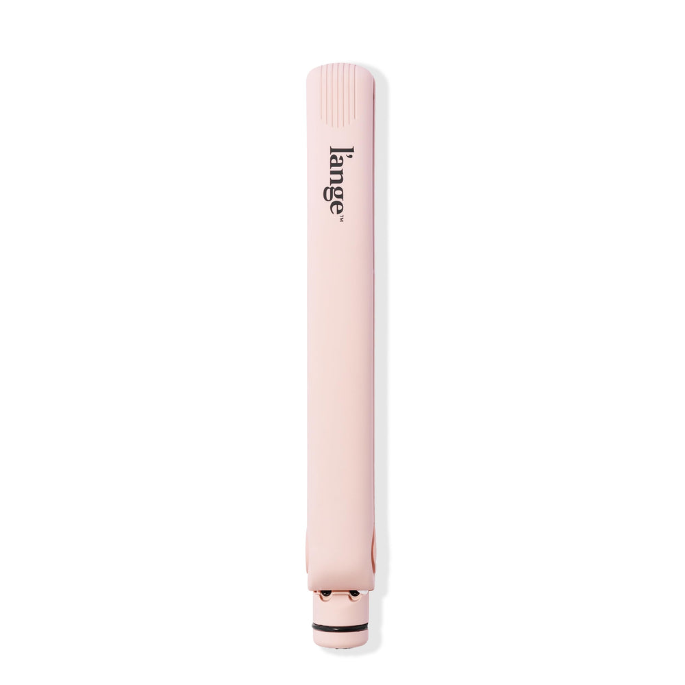 L'ANGE HAIR Aplatir heat dial enables precise temperature control.