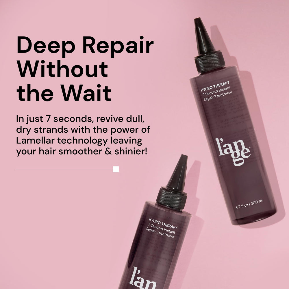 Aplicación de desenredante de L'ANGE HAIR Hydro Therapy para cabello suave.