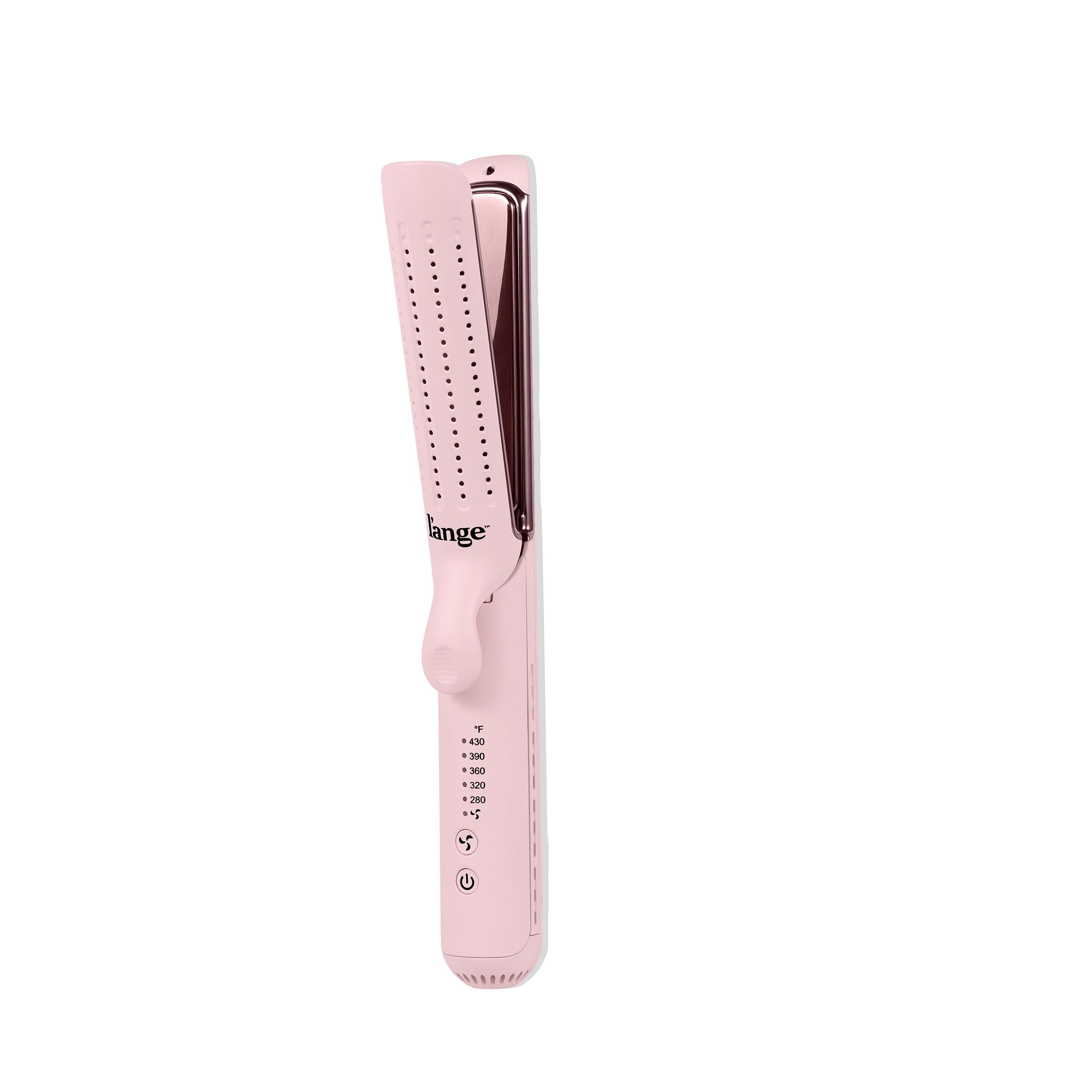 L'ANGE HAIR Le Duo Edge 360° Styler curls with lasting smoothness for defined waves.