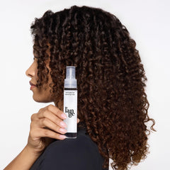 L'ANGE HAIR Satin Néctar: cabello-brillo tras su uso para un acabado pulido.