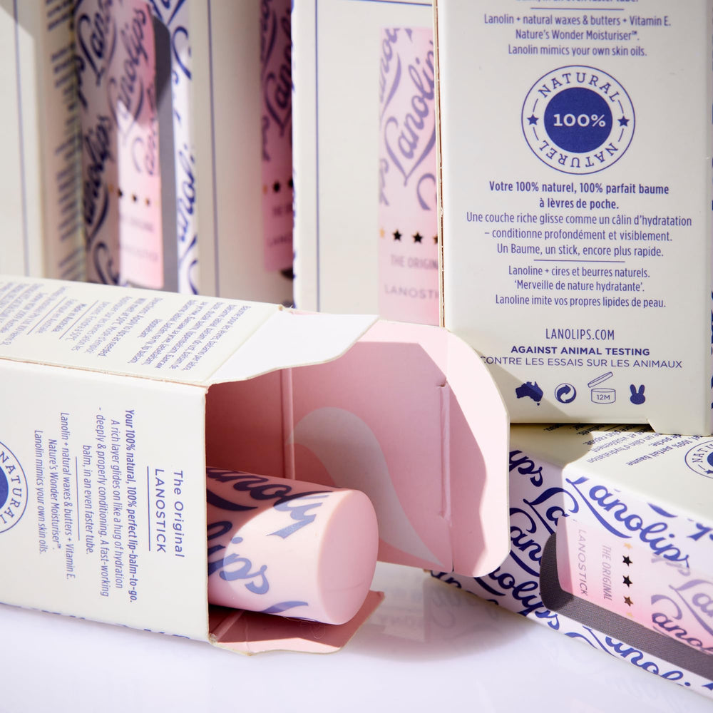 Lanolips Lanostick: manteca de karité para labios nutridos.