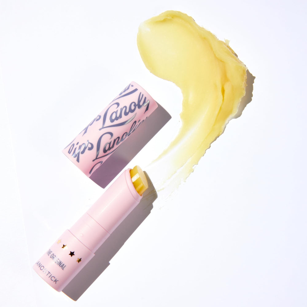Lanolips Lanostick: textura cremosa que suaviza labios secos.