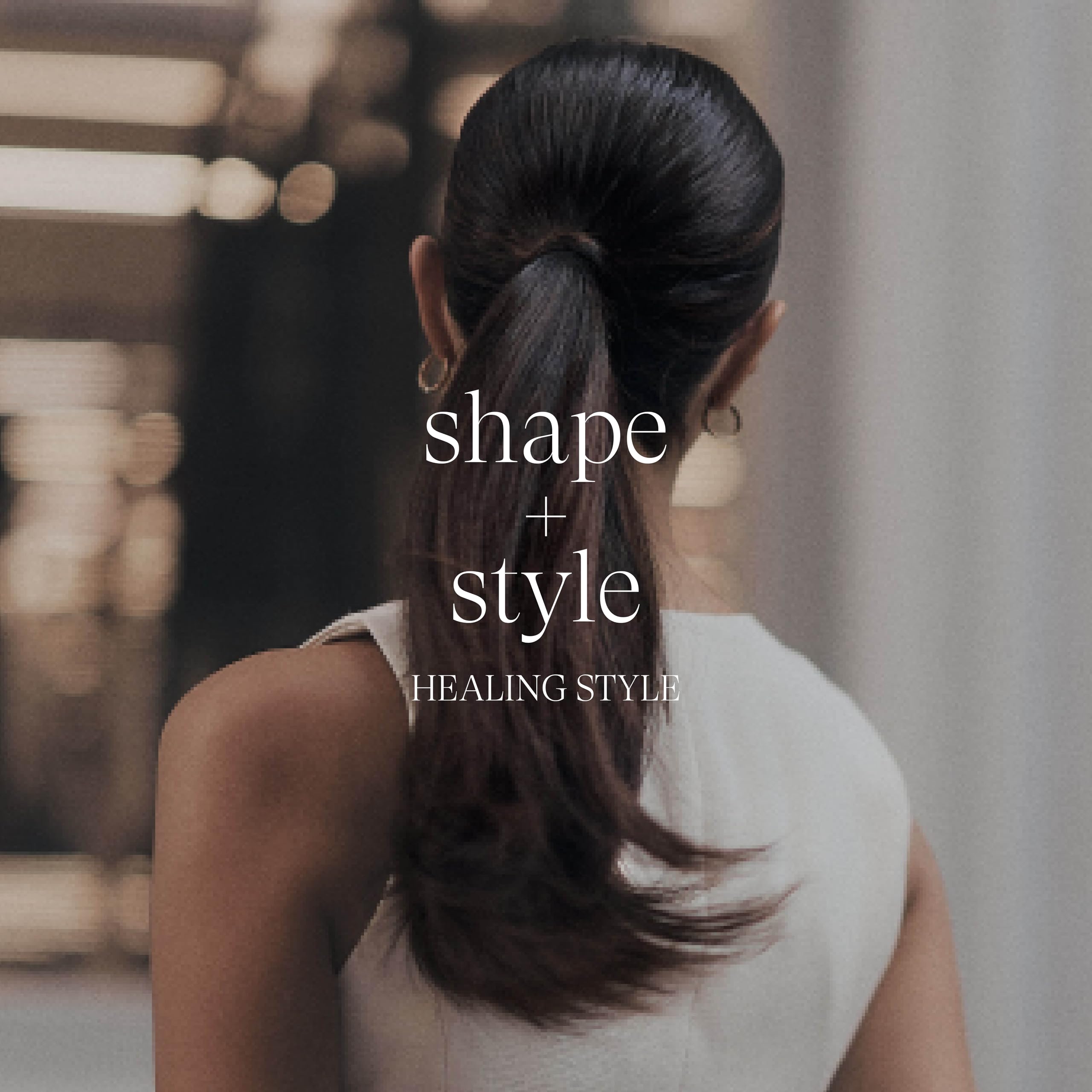 L’ANZA Healing Style Design Foam defies humidity for lasting style.