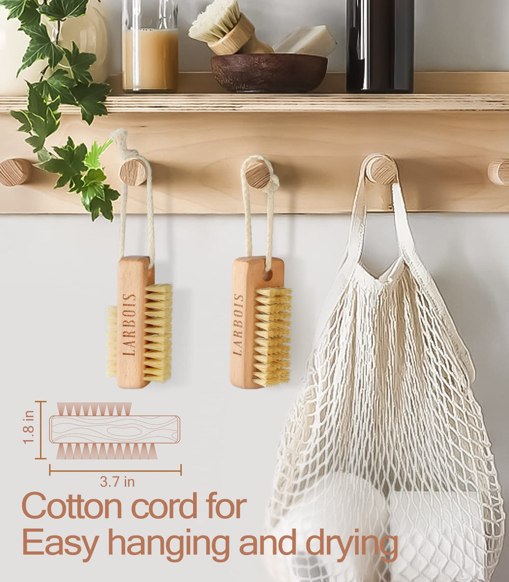 Larbois bristle color variation reflects natural materials.
