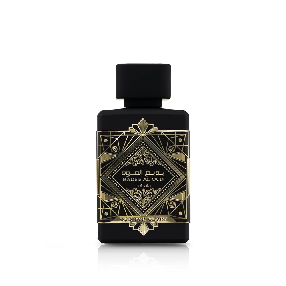 Lattafa Bade’e Al Oud bottle front view highlights warm amber-woody character for evenings.
