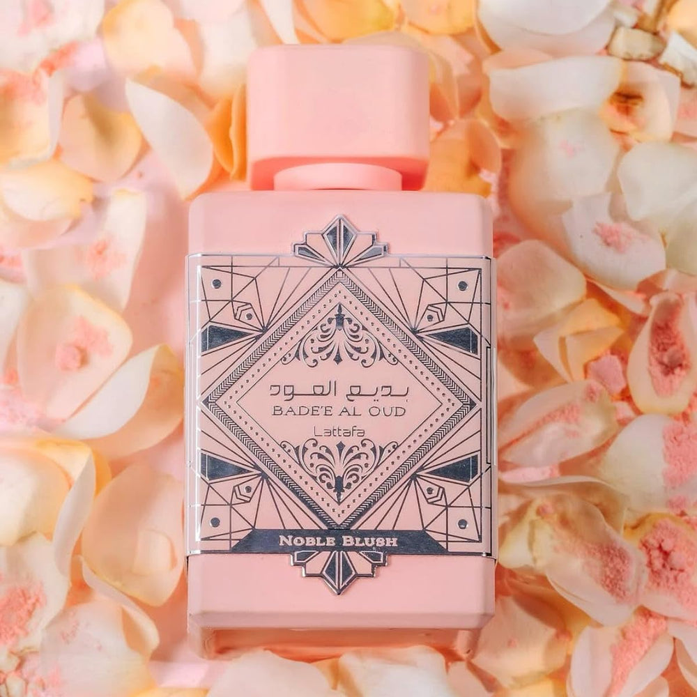Note-focused close-up hints at Lattafa Bade'e Al Oud oud and patchouli richness.