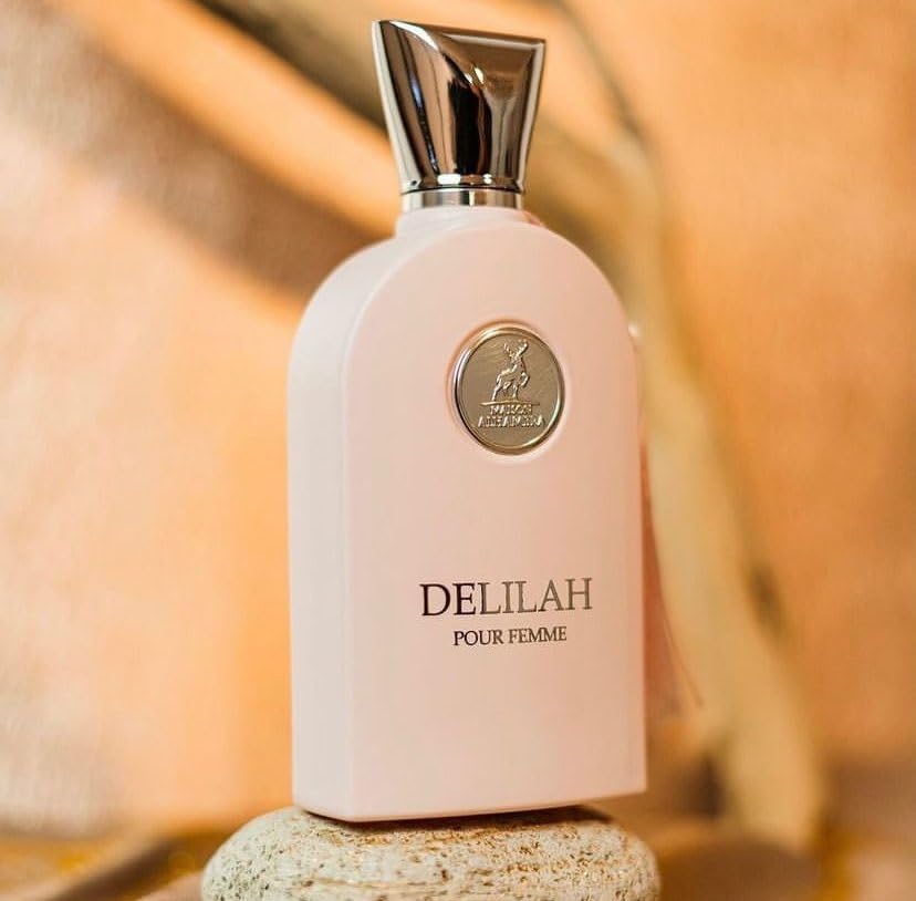 Lattafa Delilah eau de parfum spray application for perfumed moments.