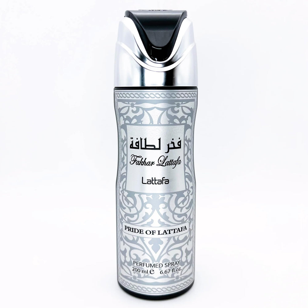 Lattafa Fakhar Men patchouli scent profile image highlights rich, sensual lingering.