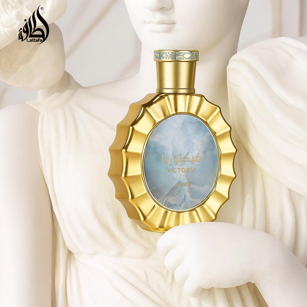 Lattafa Victoria transitions to evening with vanilla warmth and subtle allure.