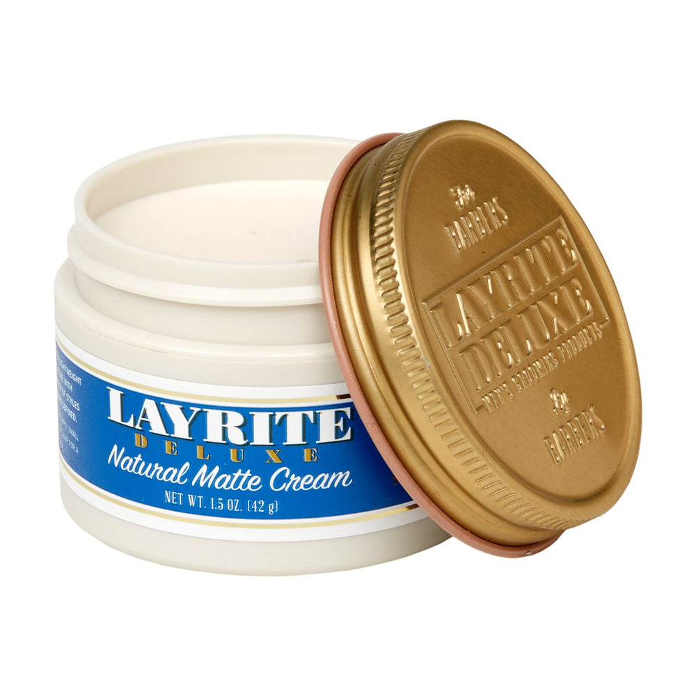 Textura suave de Layrite Natural Matte facilita el peinado diario.