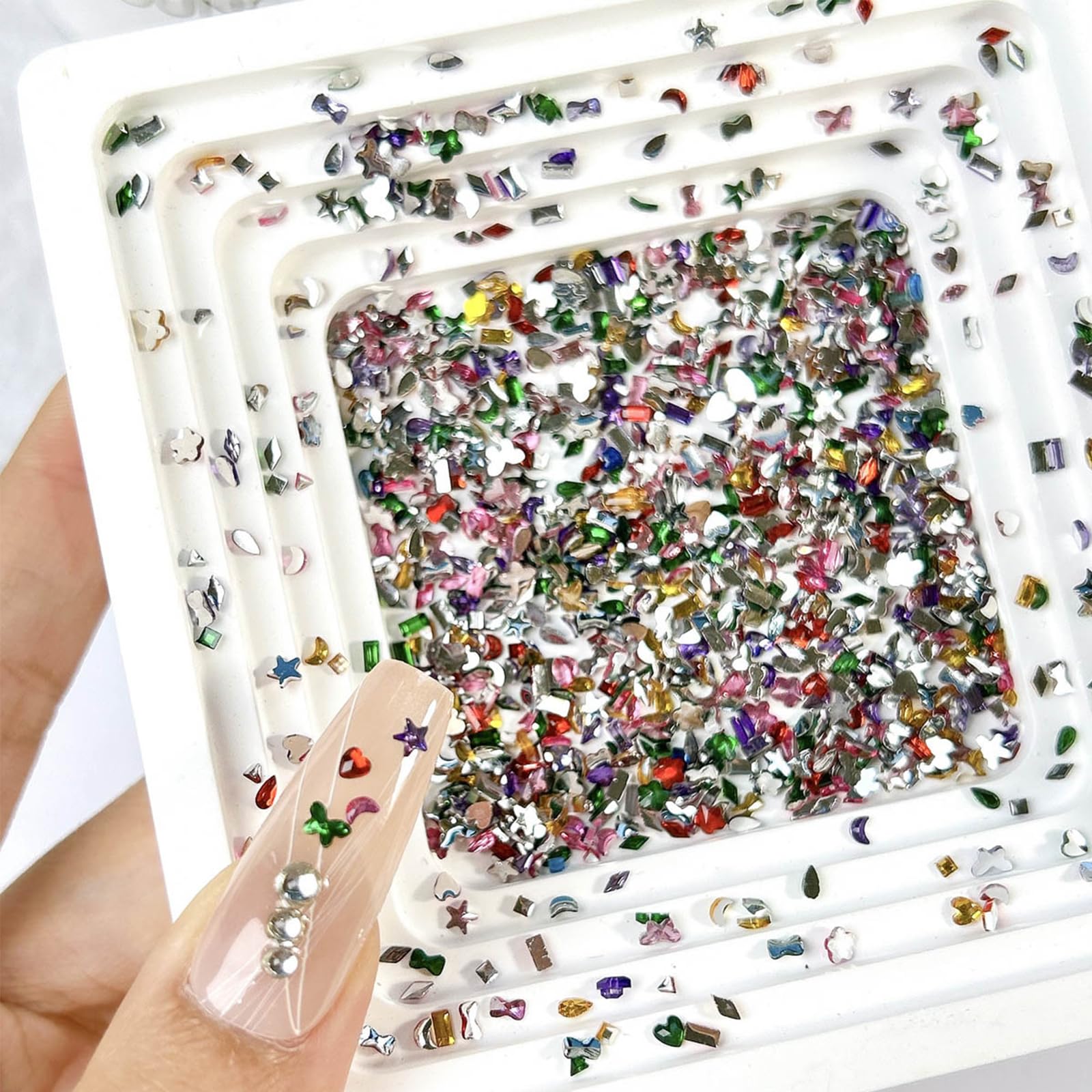LBPEPAMZ crystal flat-back charms offer secure adhesion for long-lasting nail designs