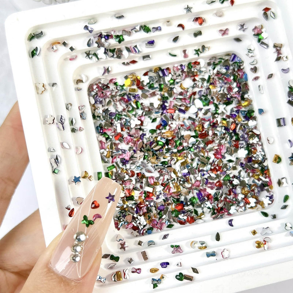 LBPEPAMZ crystal flat-back charms offer secure adhesion for long-lasting nail designs