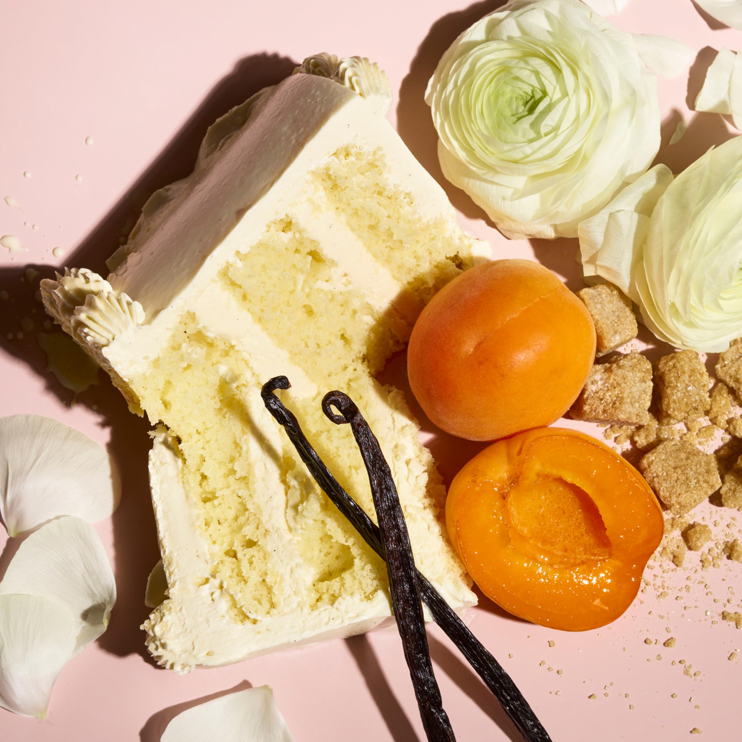 Le Monde Gourmand Creme Vanille note graphics emphasize amber and brown sugar.