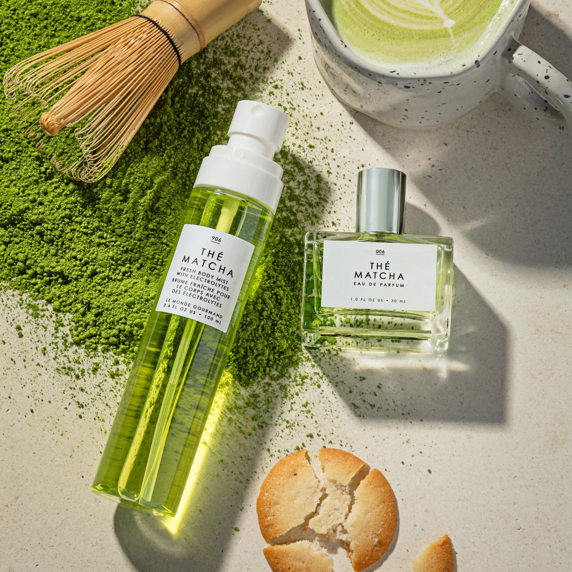 Floral amber softness in Le Monde Gourmand Thé Matcha close-up.