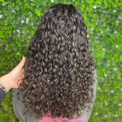 Close-up of Leaf & Flower alcohol-free curl cream texture for hydration and frizz control.
