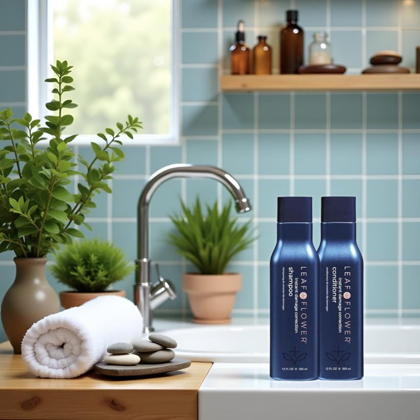 Leaf & Flower conditioner bottle cap close-up emphasizing lightweight moisture